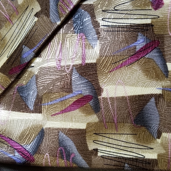 J Garcia silk tie beige abstract chicken and cat - Picture 7 of 9